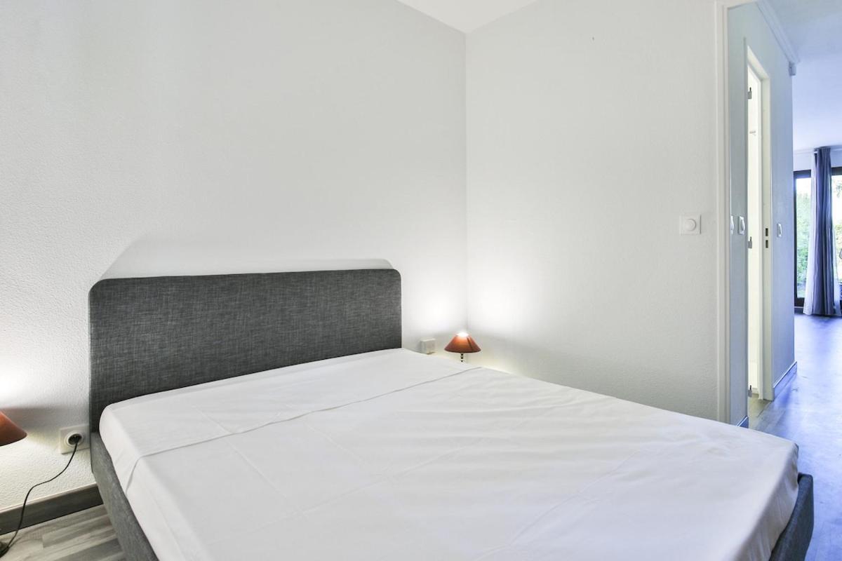 Superbe 2 Piece Tout Confort , Piscine /Ac/Parking Villa Villefranche-sur-Mer Exterior foto